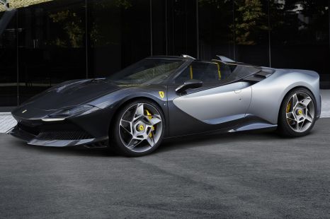 Ferrari SP-8: Bespoke topless roadster revealed