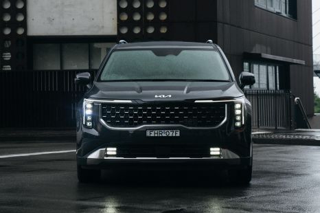 2026 Kia Carnival price and specs