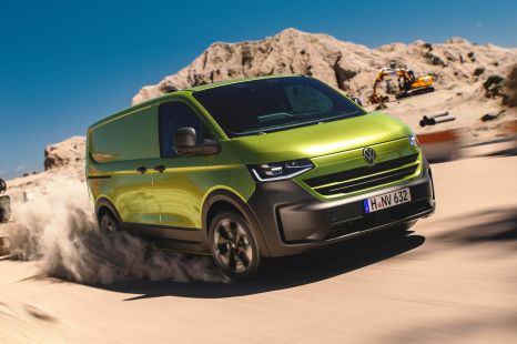 2025 Volkswagen Transporter: Diesel, electric, PHEV Ford Transit Custom twin revealed