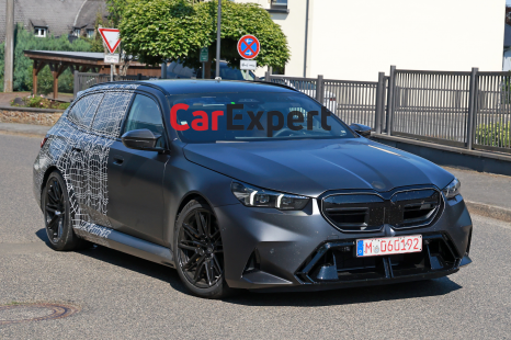 BMW M5 Touring: Super wagon spied just days ahead of reveal