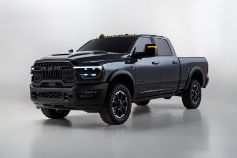 2025 Ram 2500, 3500: Heavy-duty pickups wear a polarising face