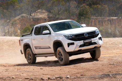 2025 Volkswagen Amarok 10 Deserts Edition: Rugged four-cylinder ute detailed