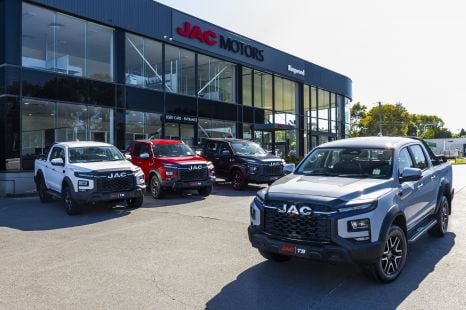 2025 JAC T9: Early Christmas gift for cut-price ute buyers as first deliveries begin