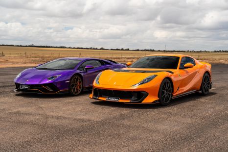 Lamborghini Aventador Ultimae vs Ferrari 812 Competizione drag race