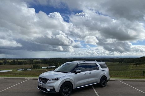 2021 Kia Carnival PLATINUM owner review