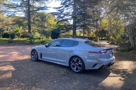 2019 Kia Stinger GT (BLACK LEATHER) owner review
