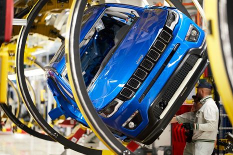 Fiat Chrysler posts $2.86b Q1 loss, braces for tough Q2