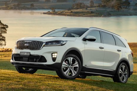 2020 Kia Sorento price and specs