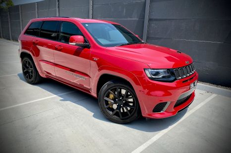 2020 Jeep Grand Cherokee Trackhawk Review