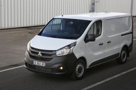 2020 Mitsubishi Express pricing and specs