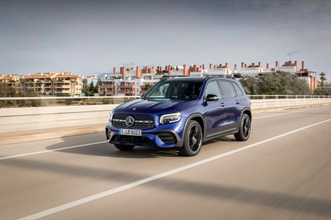 2020-21 Mercedes-Benz GLB recalled