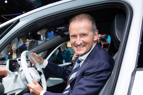 Volkswagen CEO loses powers but keeps job title - report