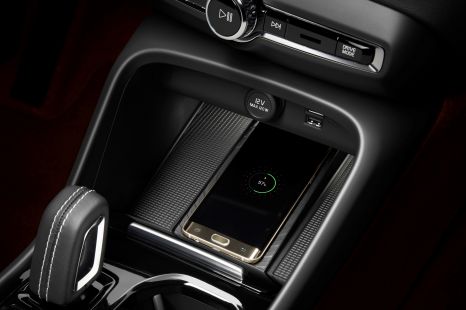 What is Qi wireless phone charging?