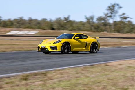 2020 Porsche 718 Cayman GT4 performance review
