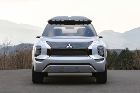 2021 Mitsubishi Outlander reveal set, Eclipse Cross facelift here in 2020