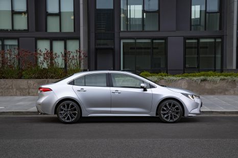 Specs compared: Honda Civic, Kia Cerato, Mazda 3, and Toyota Corolla sedans