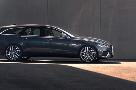 Jaguar the latest to leave large luxury wagon segment