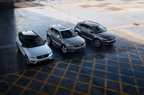 2021 Volvo XC40 price and specs