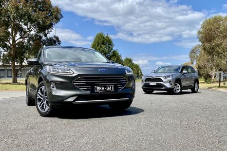 2021 Ford Escape FWD v Toyota RAV4 GX comparison
