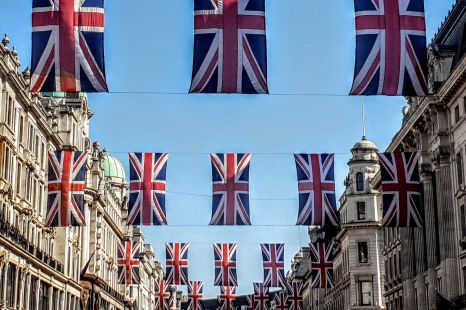 UK Prime Minister wants to push back petrol phase-out