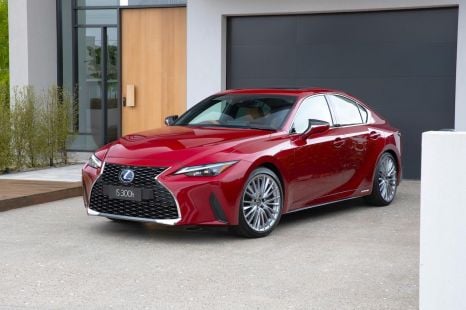 2021 Lexus IS review
