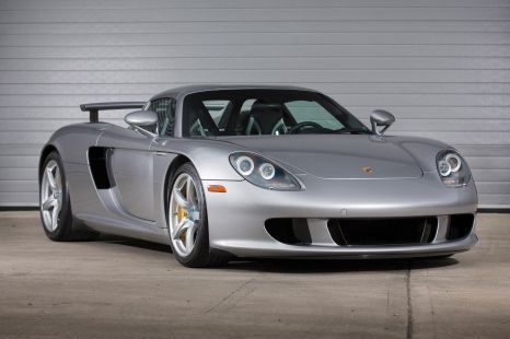 Design Review: Porsche Carrera GT