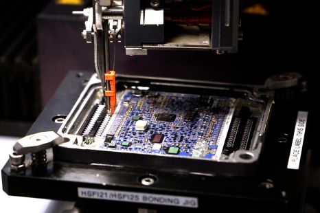 Meet Australia's cheaper, cleaner hybrid battery replacements