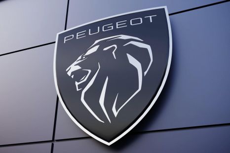 Peugeot unveils new retro logo