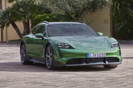 2022 Porsche Taycan Cross Turismo price and specs