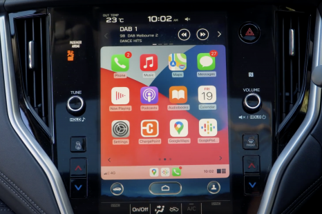 Charging and smartphone mirroring: What to look for