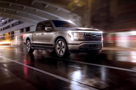 Ford F-150 Lightning EV nets 44,500 pre-orders