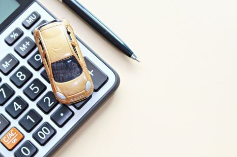 Should you pay cash or finance your new car?