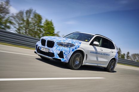 BMW X5 hydrogen FCEV nearly ready