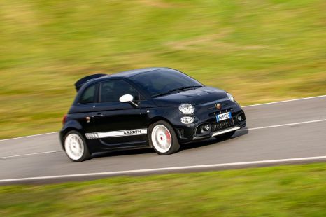 2021 Abarth 695 Esseesse revealed, not for Australia