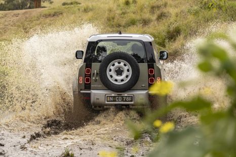 Podcast: Isuzu MU-X, Land Rover Defender 90 reviews