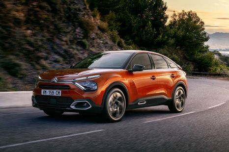 2022 Citroen C4 detailed