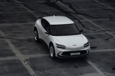 2022 Genesis GV60 detailed