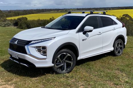 2022 Mitsubishi Eclipse Cross Plug-in Hybrid review