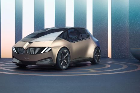 BMW iVision Circular revealed