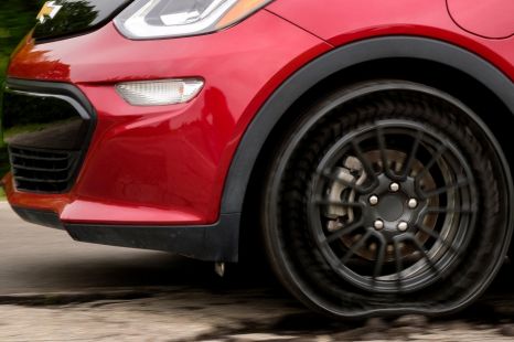 Michelin preparing airless tyres for 2024 launch