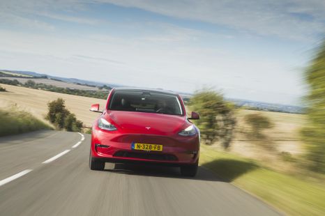 Tesla reports record income, profit and deliveries in Q3