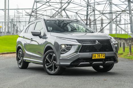 2022 Mitsubishi Eclipse Cross Plug-in Hybrid Exceed review