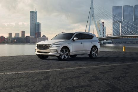 2022 Genesis GV80 price and specs