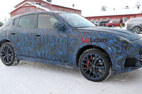 2022 Maserati Grecale Trofeo spied up close