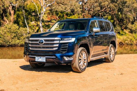 2022 Toyota LandCruiser 300 Series Sahara ZX review