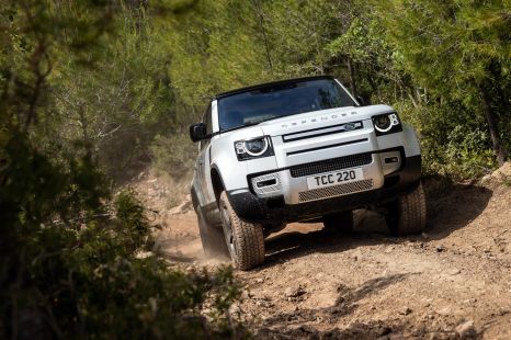 Land Rover plug-in hybrid offensive: Three new PHEVs in 2022