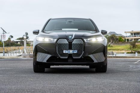 BMW offers free servicing and wall box on some electric cars