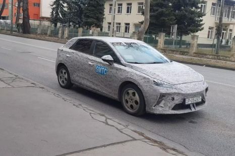 2023 MG electric hatch spied