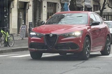 2023 Alfa Romeo Stelvio facelift spied