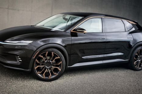 Chrysler Airflow Graphite electric crossover concept revealed